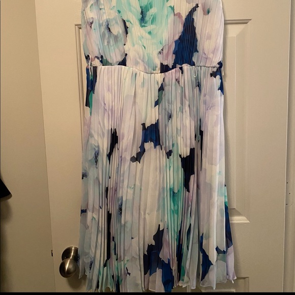 Calvin Klein Dress - Picture 2 of 4